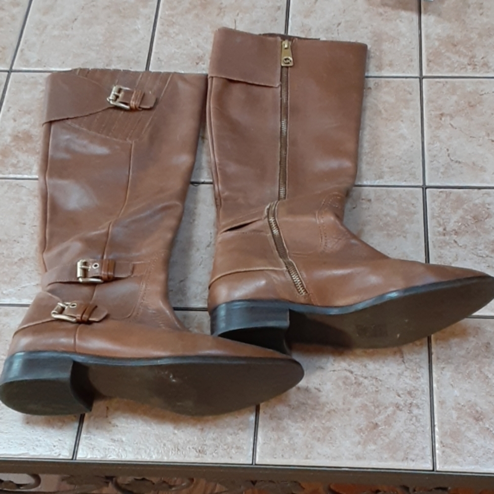 Michael Kors boots (Womens)